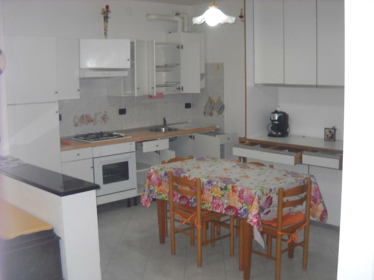 Come A Casa Deiva Marina Luaran gambar