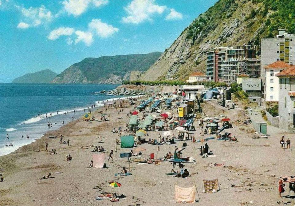Come A Casa Deiva Marina Luaran gambar