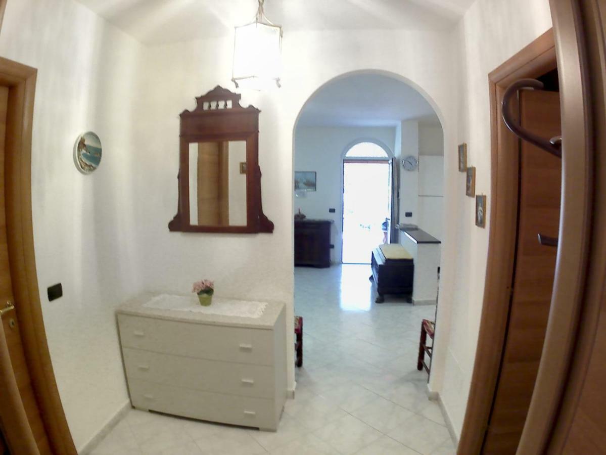 Come A Casa Deiva Marina Luaran gambar